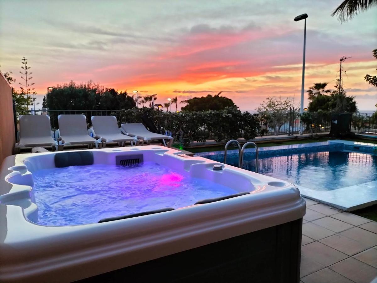Maravillosa Villa De Lujo Con Piscina Privada 圣地亚哥港 外观 照片